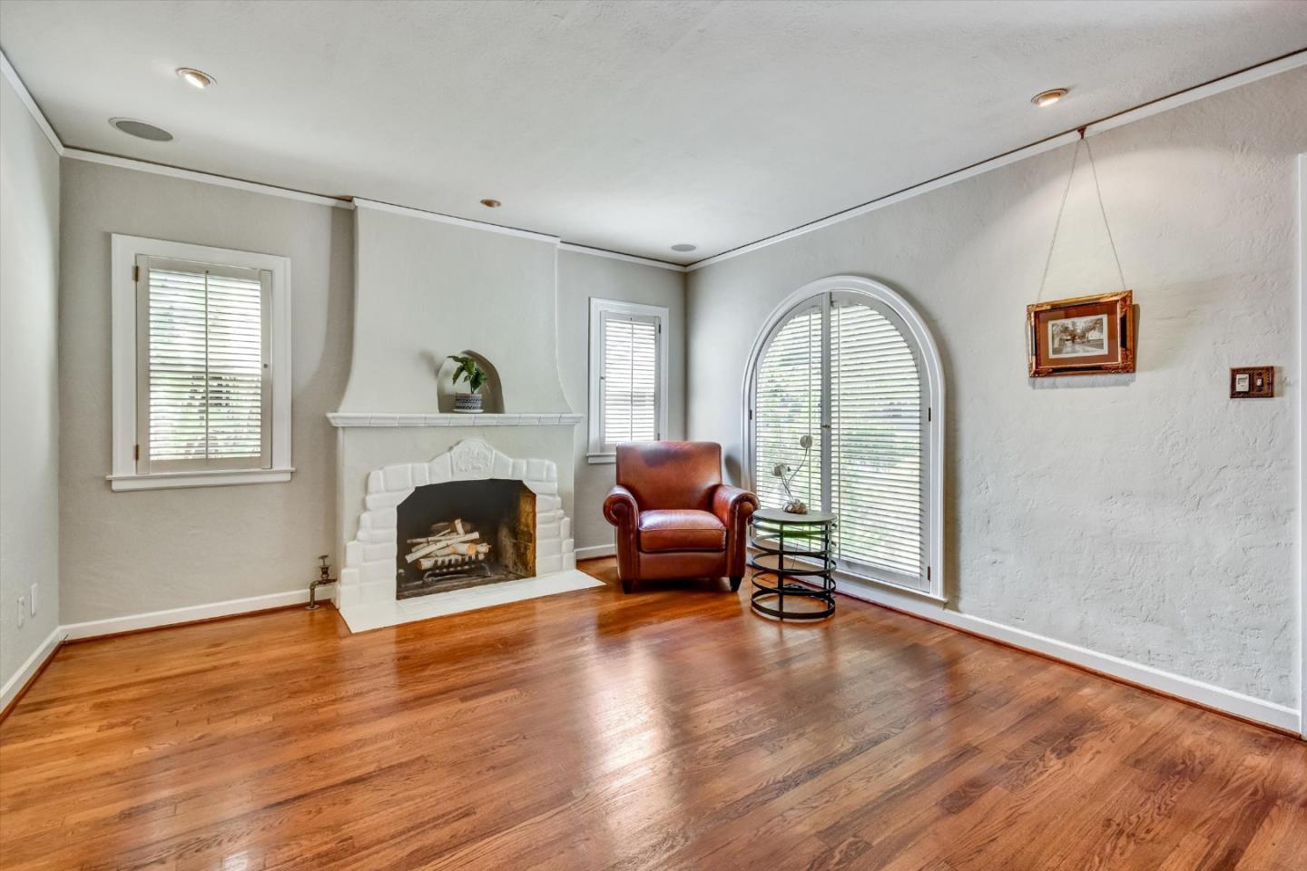Detail Gallery Image 2 of 47 For 80 Hobson St, San Jose,  CA 95110 - 2 Beds | 1 Baths