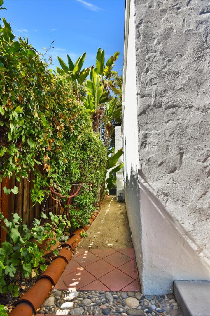 Detail Gallery Image 35 of 47 For 80 Hobson St, San Jose,  CA 95110 - 2 Beds | 1 Baths