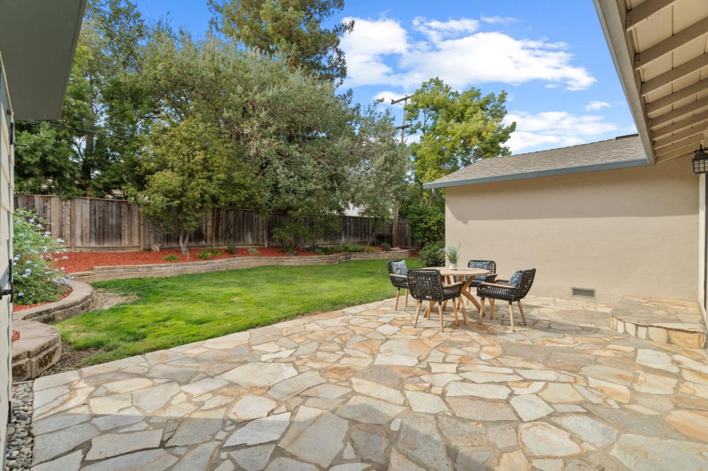 Detail Gallery Image 32 of 38 For 5743 Begonia Dr, San Jose,  CA 95124 - 4 Beds | 2 Baths