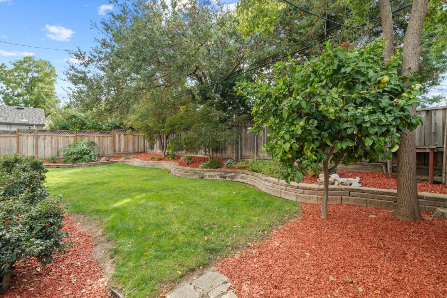 Detail Gallery Image 37 of 38 For 5743 Begonia Dr, San Jose,  CA 95124 - 4 Beds | 2 Baths