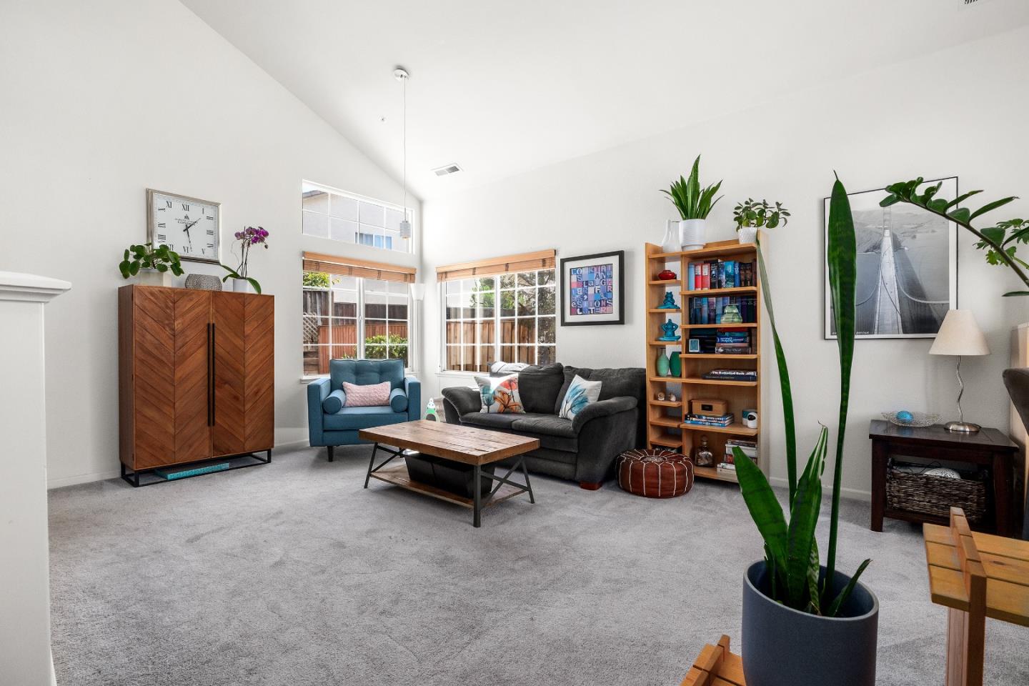 Detail Gallery Image 7 of 43 For 7 Massachusetts Cir, Salinas,  CA 93905 - 4 Beds | 2/1 Baths