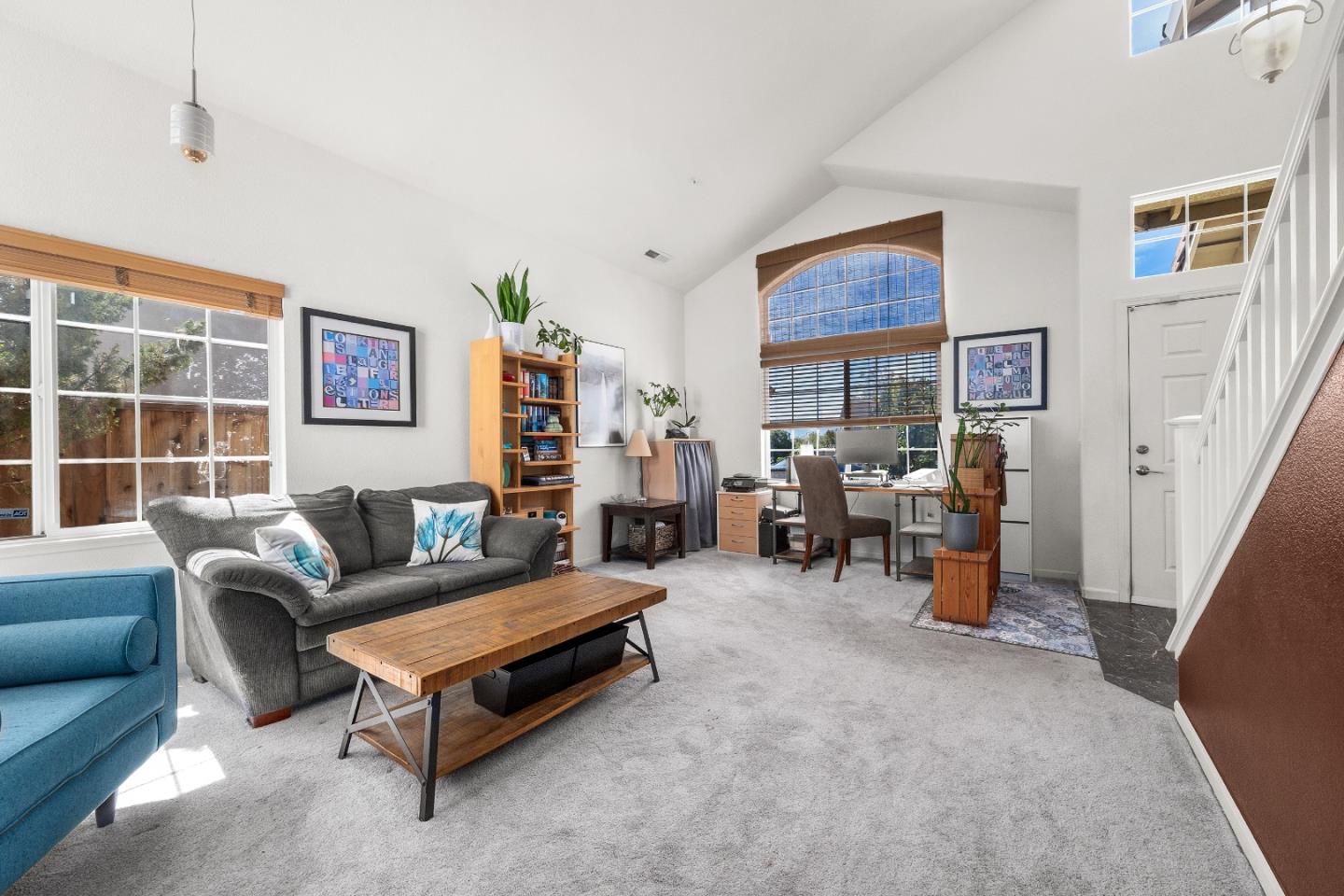 Detail Gallery Image 8 of 43 For 7 Massachusetts Cir, Salinas,  CA 93905 - 4 Beds | 2/1 Baths