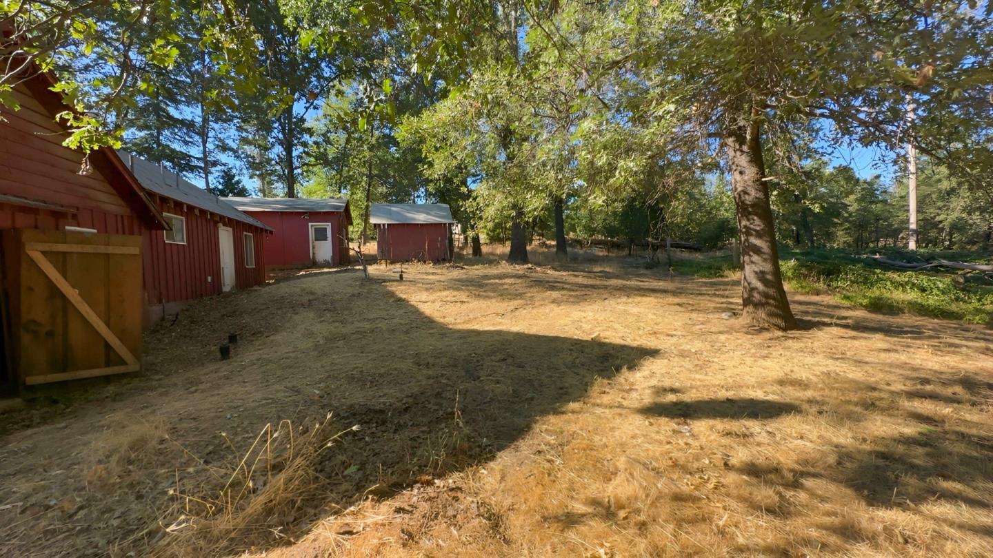 Detail Gallery Image 25 of 33 For 9751 Ernst Rd, Coulterville,  CA 95311 - 2 Beds | 2 Baths