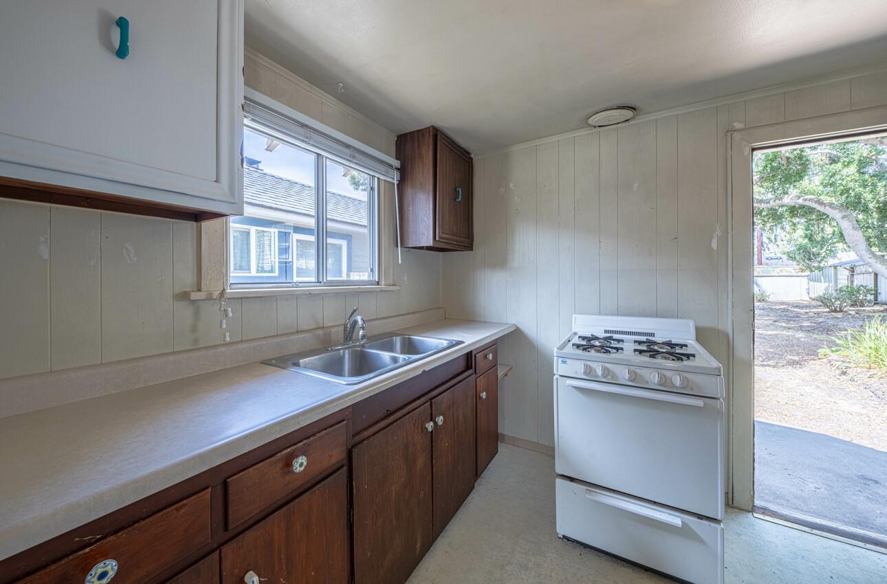 Detail Gallery Image 20 of 27 For 414 Sinex Ave, Pacific Grove,  CA 93950 - 1 Beds | 1 Baths