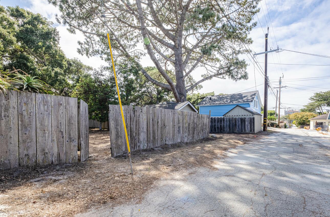 Detail Gallery Image 8 of 27 For 414 Sinex Ave, Pacific Grove,  CA 93950 - 1 Beds | 1 Baths