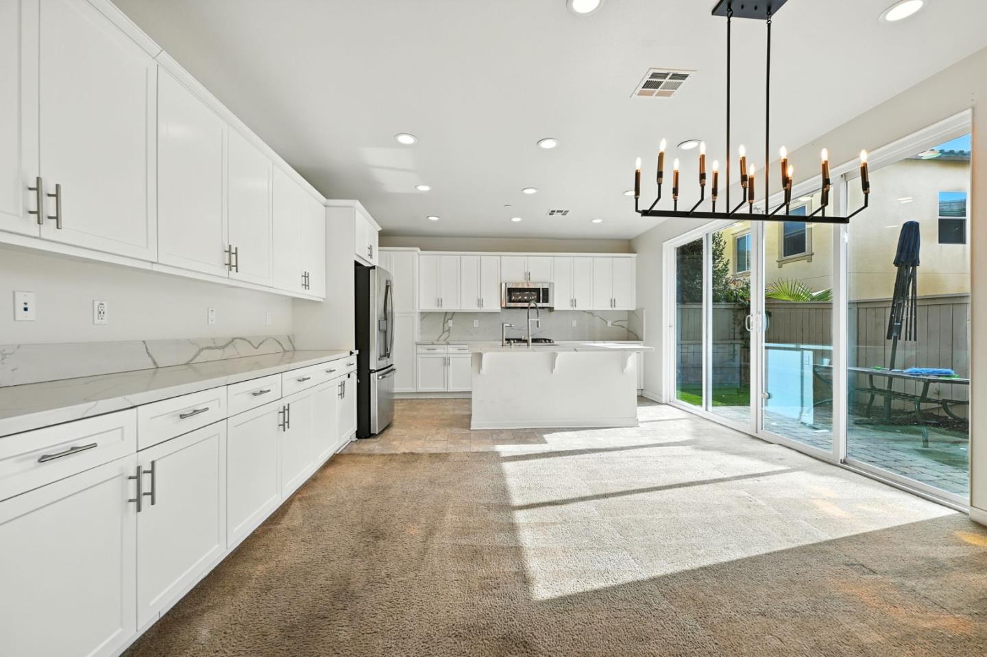 Detail Gallery Image 13 of 30 For 970 Sea Glass Way, San Diego,  CA 92154 - 4 Beds | 3 Baths