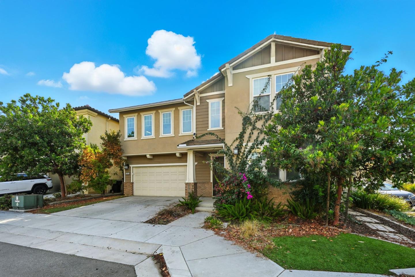 Detail Gallery Image 2 of 30 For 970 Sea Glass Way, San Diego,  CA 92154 - 4 Beds | 3 Baths
