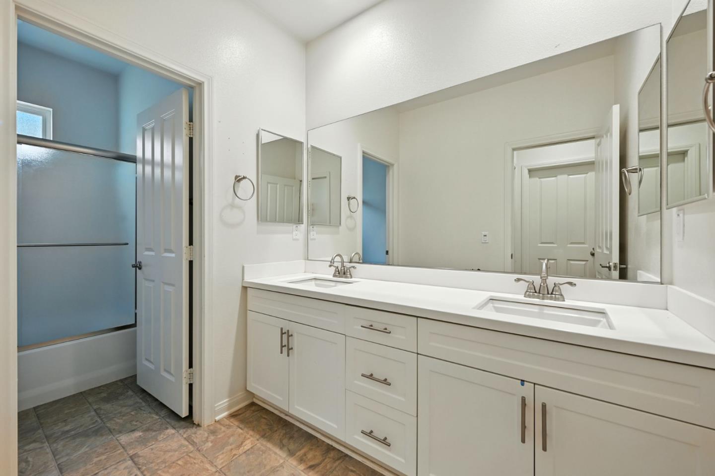 Detail Gallery Image 28 of 30 For 970 Sea Glass Way, San Diego,  CA 92154 - 4 Beds | 3 Baths