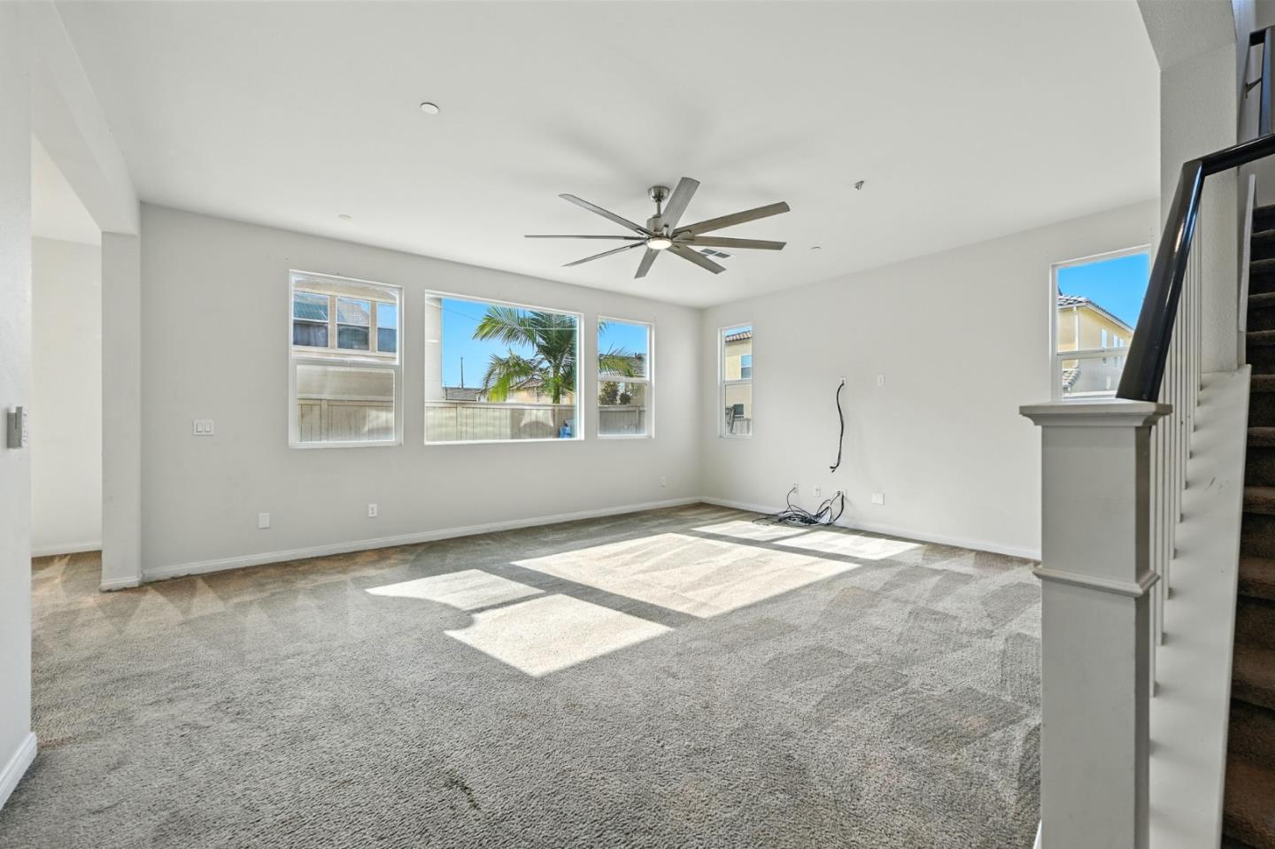 Detail Gallery Image 5 of 30 For 970 Sea Glass Way, San Diego,  CA 92154 - 4 Beds | 3 Baths