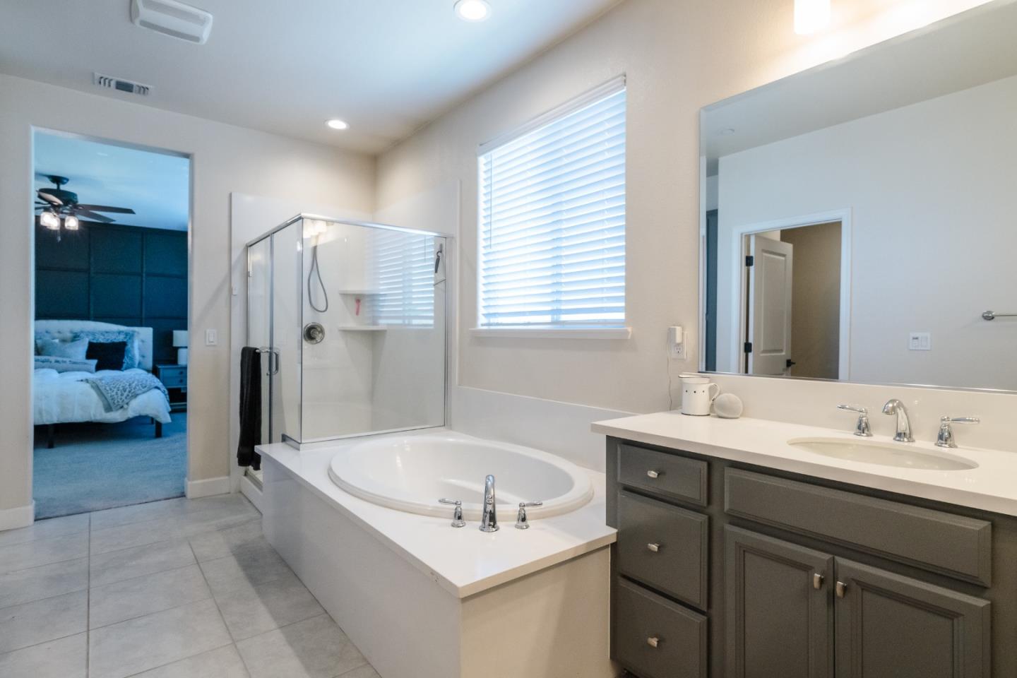 Detail Gallery Image 22 of 29 For 630 Cerrato Way, Hollister,  CA 95023 - 4 Beds | 3 Baths