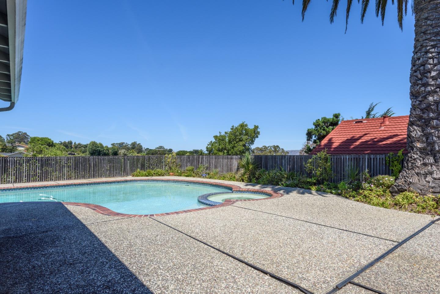 Detail Gallery Image 12 of 27 For 90 Conejo Dr, Millbrae,  CA 94030 - 4 Beds | 2 Baths