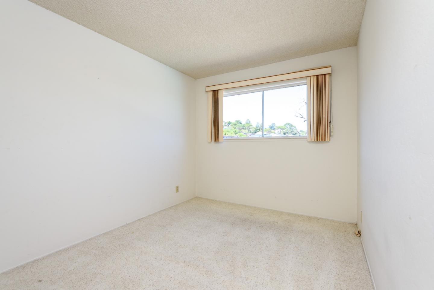Detail Gallery Image 16 of 27 For 90 Conejo Dr, Millbrae,  CA 94030 - 4 Beds | 2 Baths