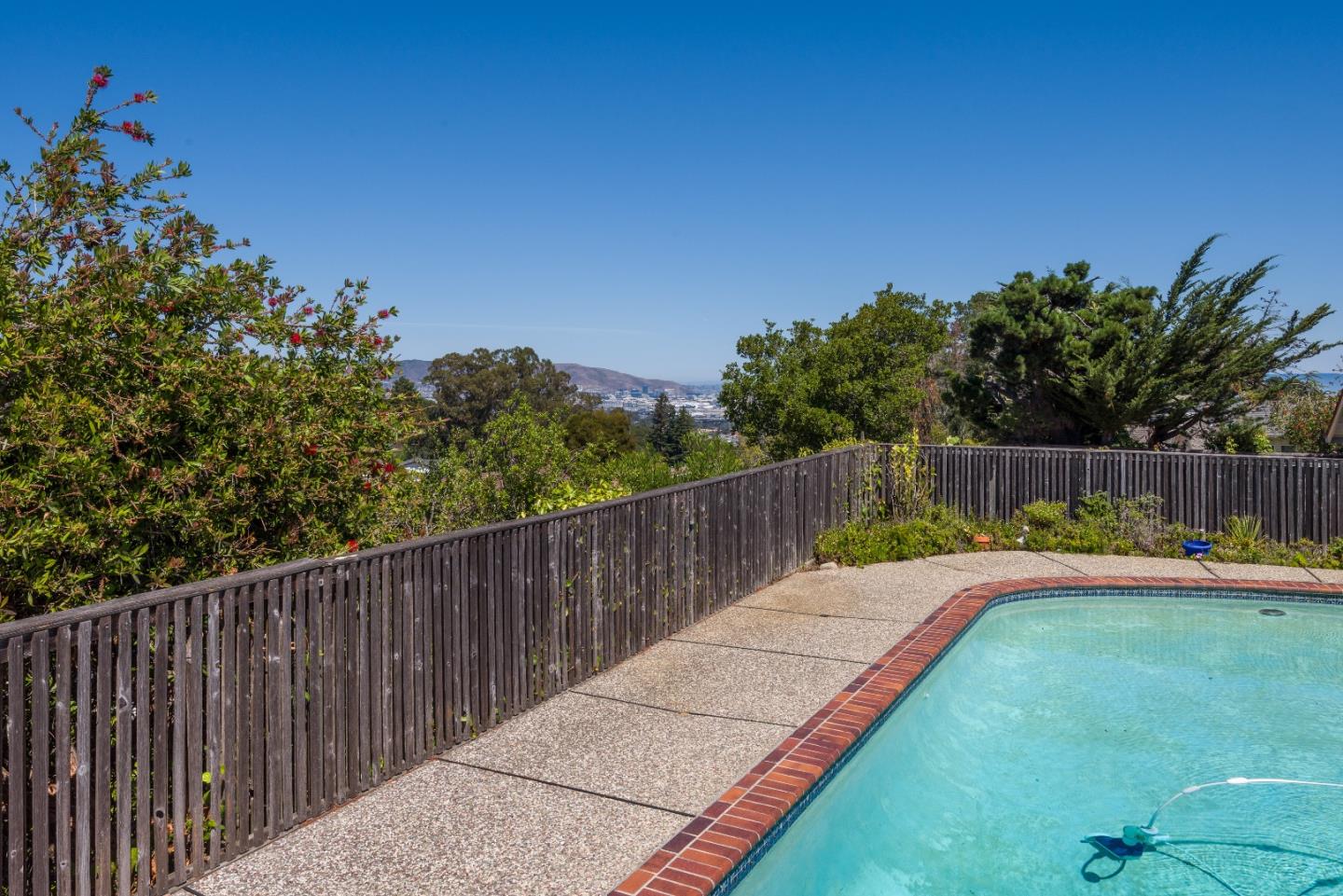 Detail Gallery Image 19 of 27 For 90 Conejo Dr, Millbrae,  CA 94030 - 4 Beds | 2 Baths