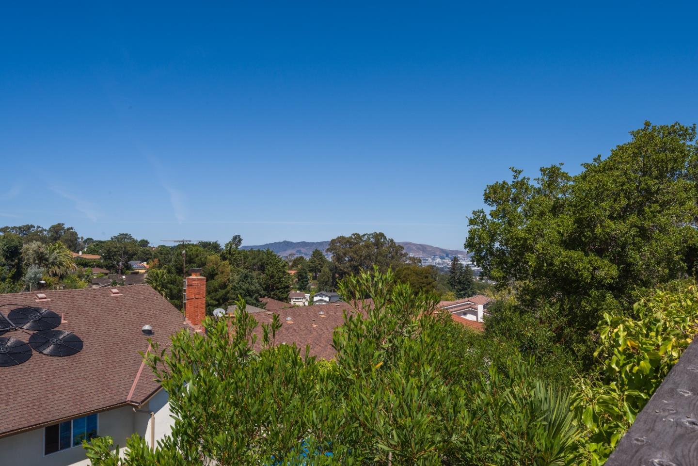 Detail Gallery Image 25 of 27 For 90 Conejo Dr, Millbrae,  CA 94030 - 4 Beds | 2 Baths