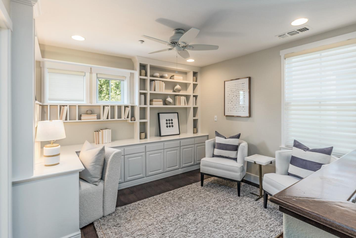 Detail Gallery Image 22 of 34 For 207 Pearl Ln, Menlo Park,  CA 94025 - 4 Beds | 3/1 Baths