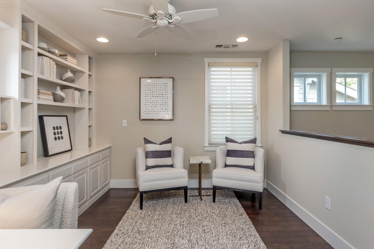 Detail Gallery Image 24 of 34 For 207 Pearl Ln, Menlo Park,  CA 94025 - 4 Beds | 3/1 Baths