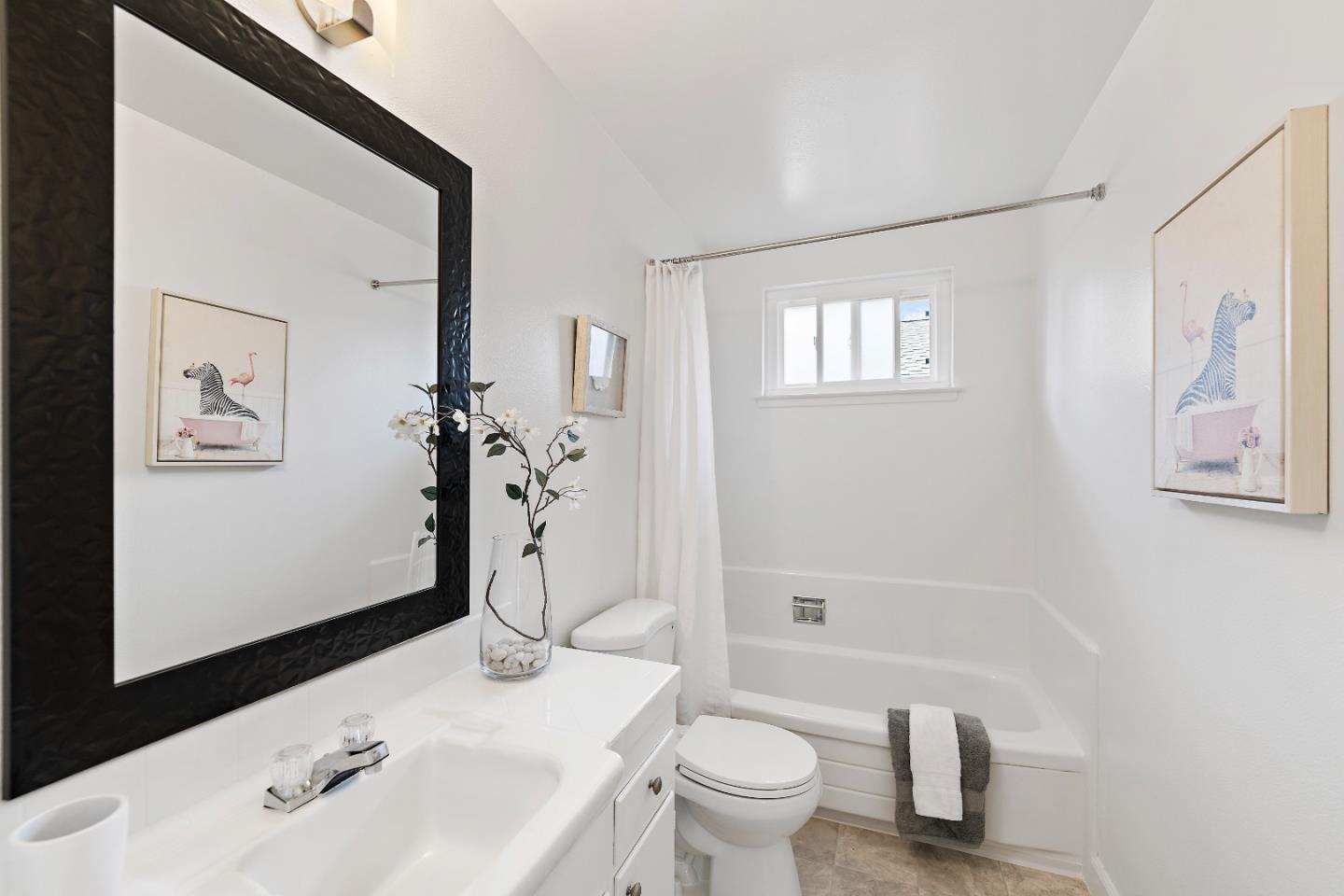 Detail Gallery Image 12 of 27 For 920 Longwood Ln, San Jose,  CA 95129 - 3 Beds | 2 Baths
