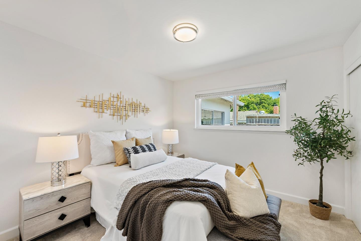 Detail Gallery Image 14 of 27 For 920 Longwood Ln, San Jose,  CA 95129 - 3 Beds | 2 Baths