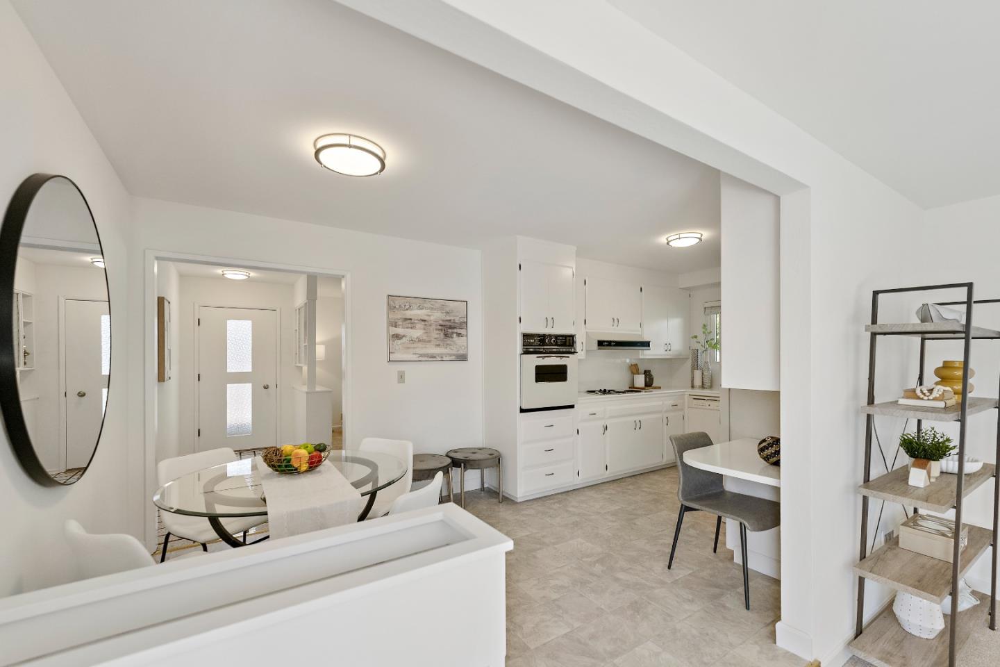 Detail Gallery Image 5 of 27 For 920 Longwood Ln, San Jose,  CA 95129 - 3 Beds | 2 Baths