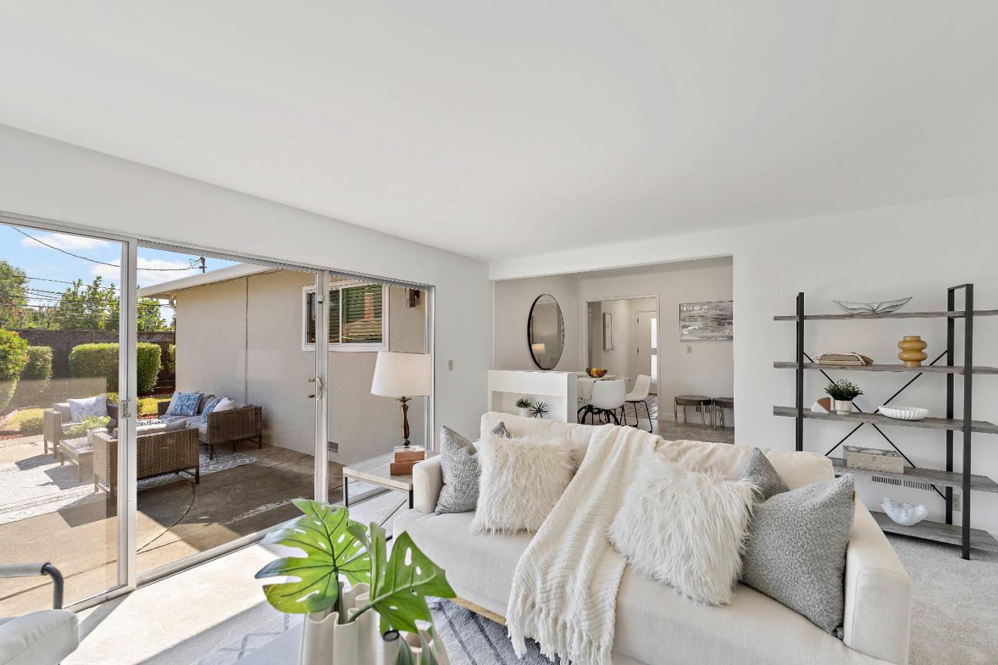 Detail Gallery Image 8 of 27 For 920 Longwood Ln, San Jose,  CA 95129 - 3 Beds | 2 Baths