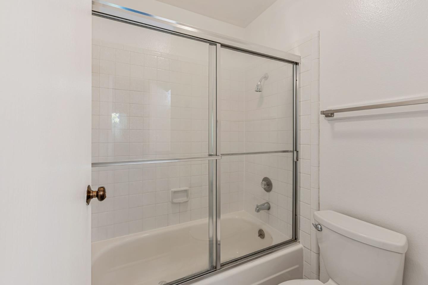Detail Gallery Image 12 of 38 For 4359 Shelter Creek Ln, San Bruno,  CA 94066 - 1 Beds | 1 Baths
