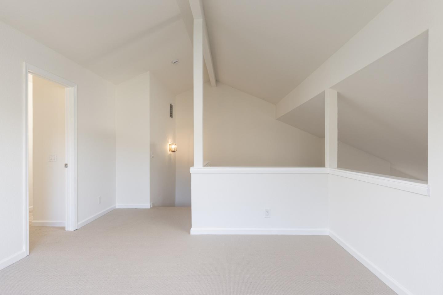 Detail Gallery Image 18 of 28 For 135 White Oaks Ln, Carmel Valley,  CA 93924 - 2 Beds | 2/1 Baths