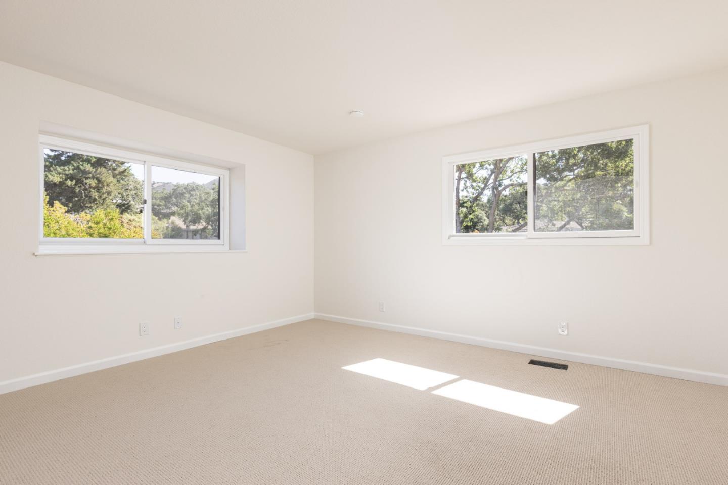 Detail Gallery Image 22 of 28 For 135 White Oaks Ln, Carmel Valley,  CA 93924 - 2 Beds | 2/1 Baths