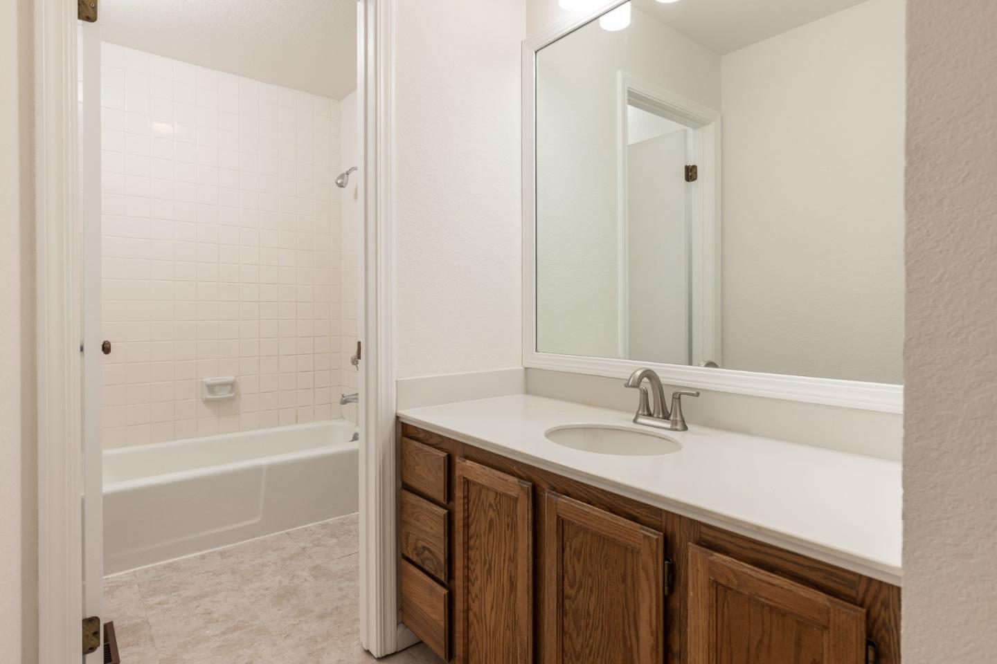 Detail Gallery Image 23 of 28 For 135 White Oaks Ln, Carmel Valley,  CA 93924 - 2 Beds | 2/1 Baths