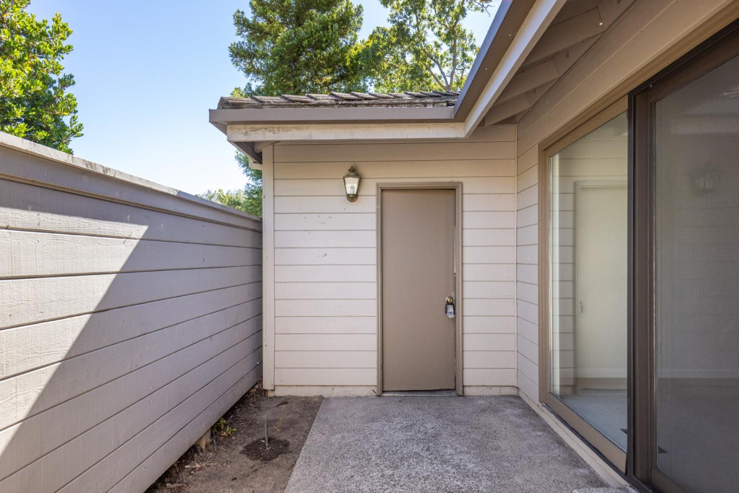 Detail Gallery Image 24 of 28 For 135 White Oaks Ln, Carmel Valley,  CA 93924 - 2 Beds | 2/1 Baths