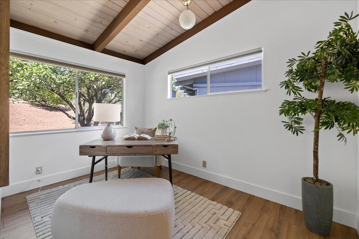 Detail Gallery Image 22 of 36 For 15 Naranja Way, Portola Valley,  CA 94028 - 4 Beds | 3 Baths