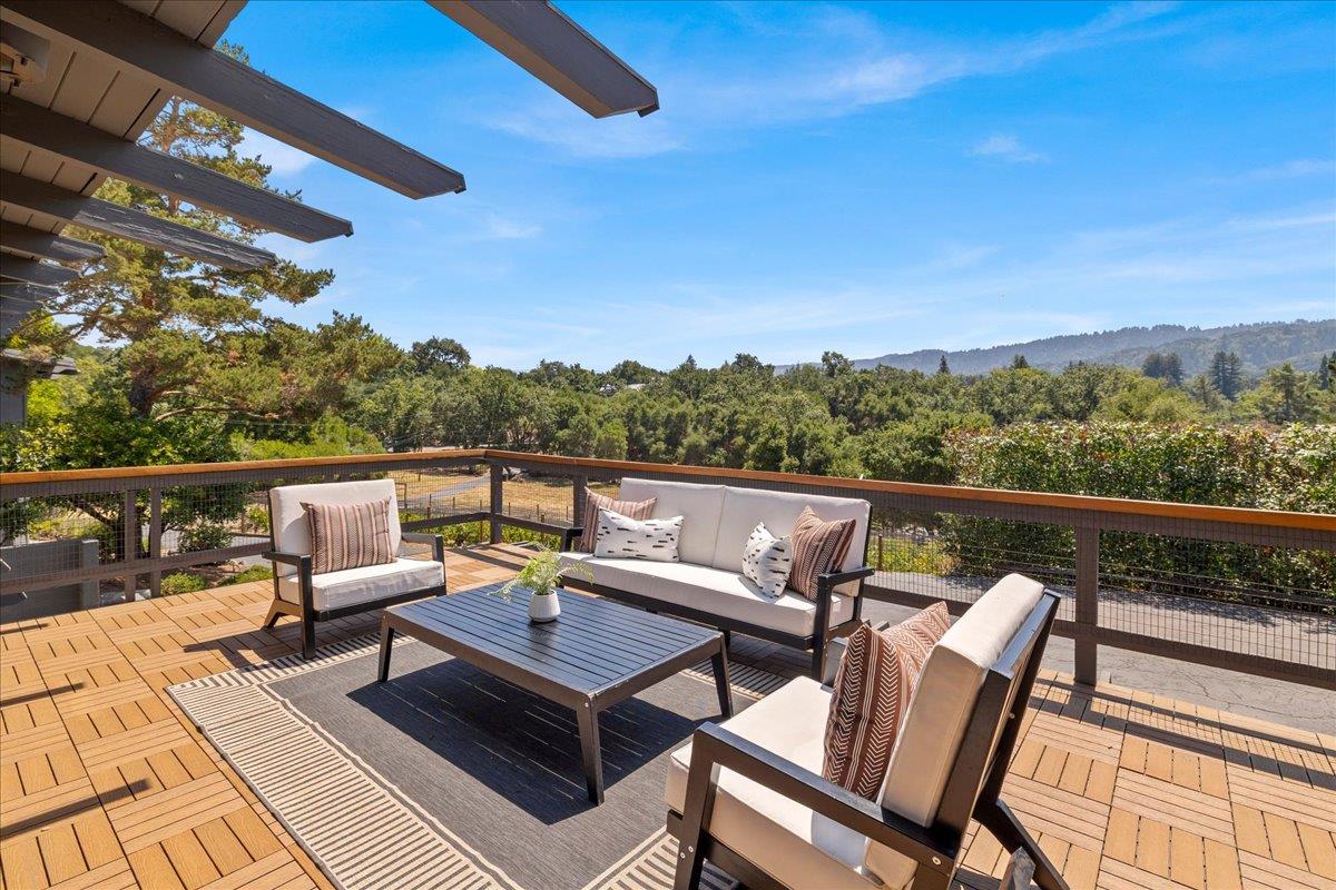 Detail Gallery Image 28 of 36 For 15 Naranja Way, Portola Valley,  CA 94028 - 4 Beds | 3 Baths