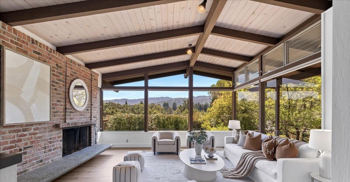 Detail Gallery Image 5 of 36 For 15 Naranja Way, Portola Valley,  CA 94028 - 4 Beds | 3 Baths
