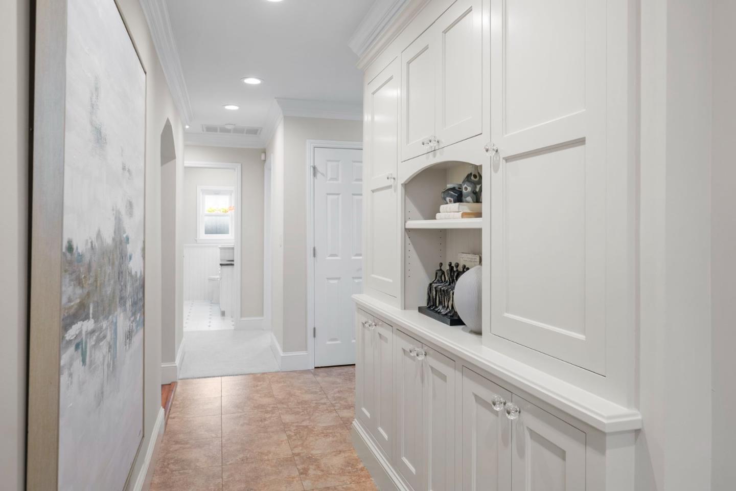 Detail Gallery Image 20 of 54 For 1549 Eastmoor Rd, Burlingame,  CA 94010 - 3 Beds | 2 Baths