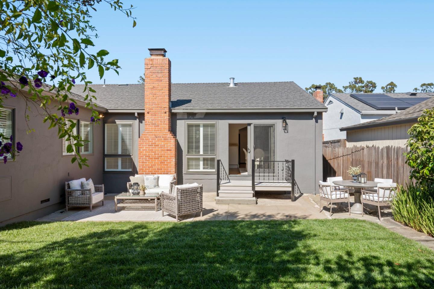 Detail Gallery Image 41 of 54 For 1549 Eastmoor Rd, Burlingame,  CA 94010 - 3 Beds | 2 Baths
