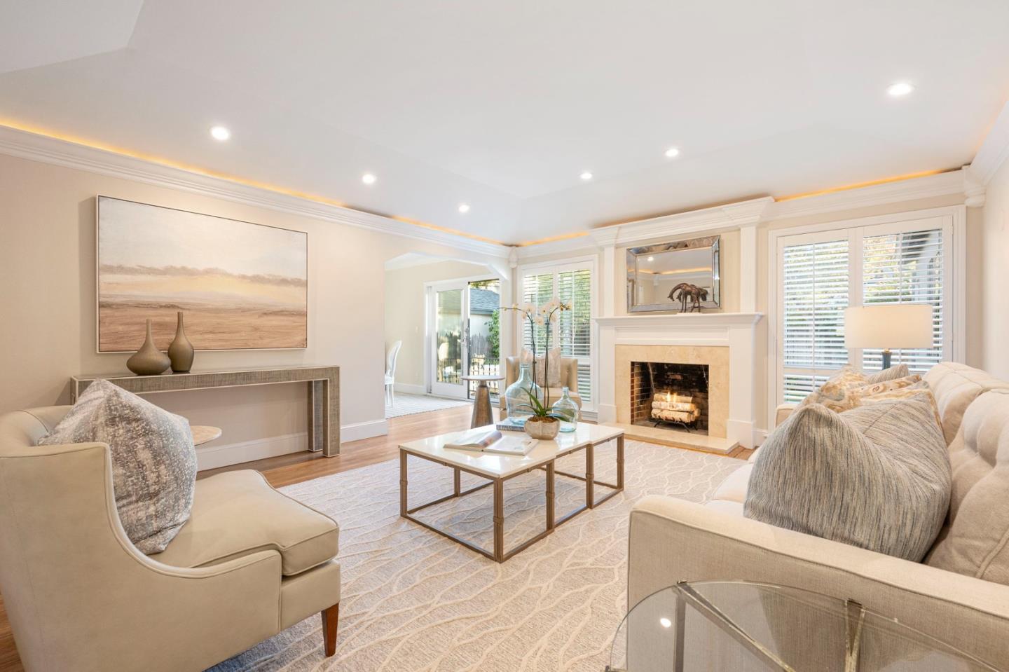 Detail Gallery Image 8 of 54 For 1549 Eastmoor Rd, Burlingame,  CA 94010 - 3 Beds | 2 Baths