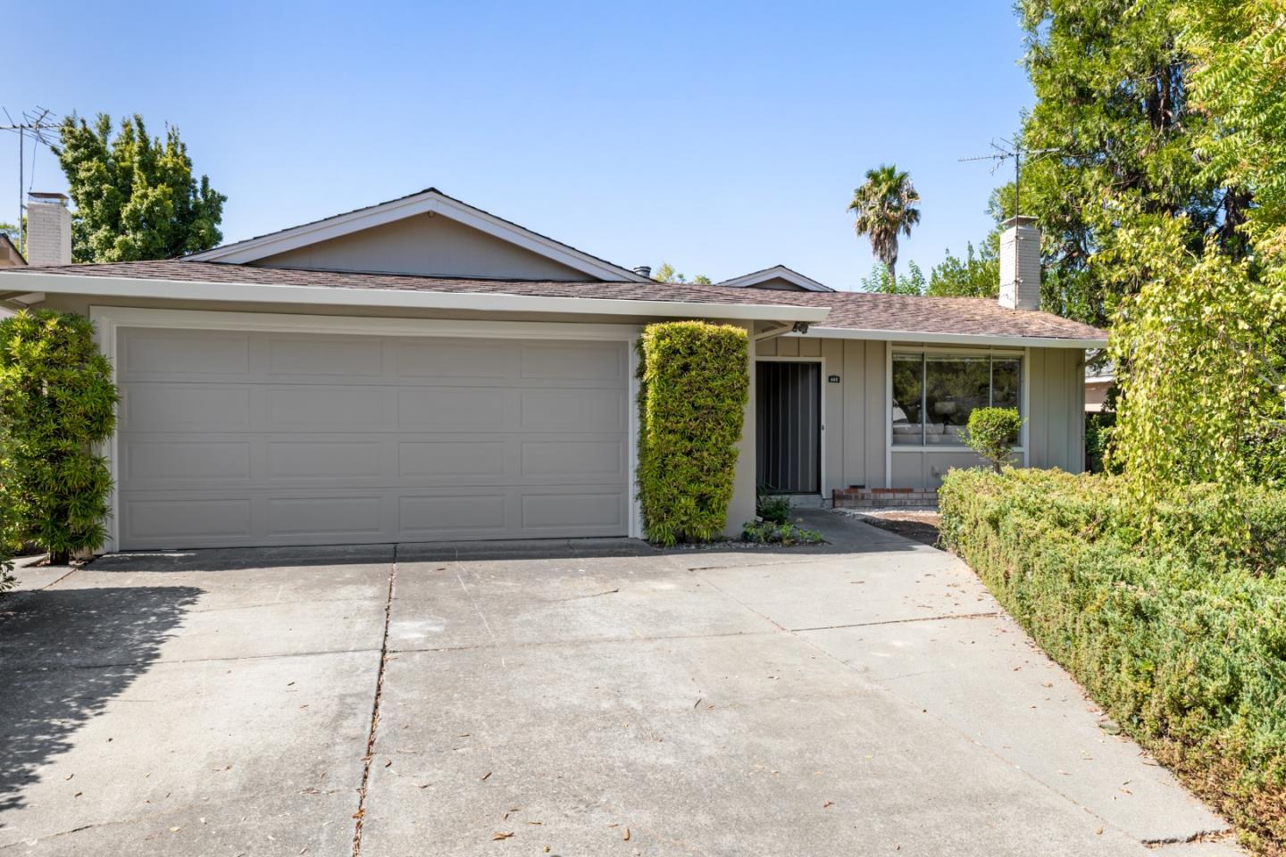 Detail Gallery Image 2 of 24 For 662 Cayuga Dr, San Jose,  CA 95123 - 4 Beds | 2 Baths