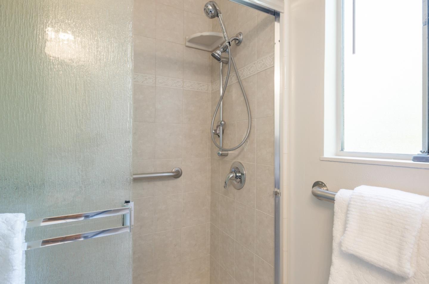 Detail Gallery Image 21 of 24 For 662 Cayuga Dr, San Jose,  CA 95123 - 4 Beds | 2 Baths