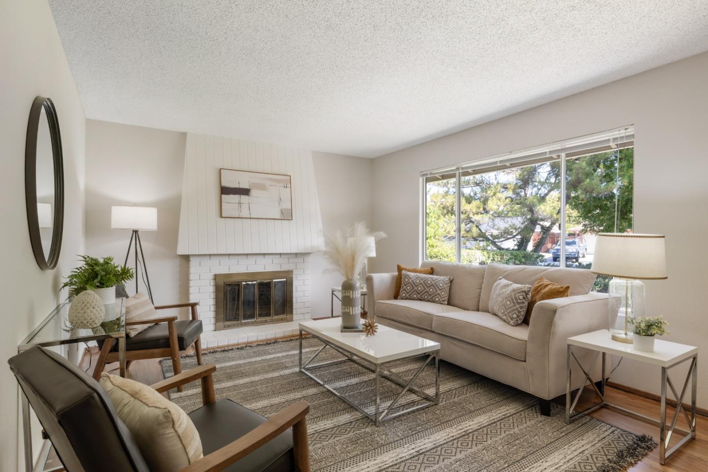 Detail Gallery Image 4 of 24 For 662 Cayuga Dr, San Jose,  CA 95123 - 4 Beds | 2 Baths