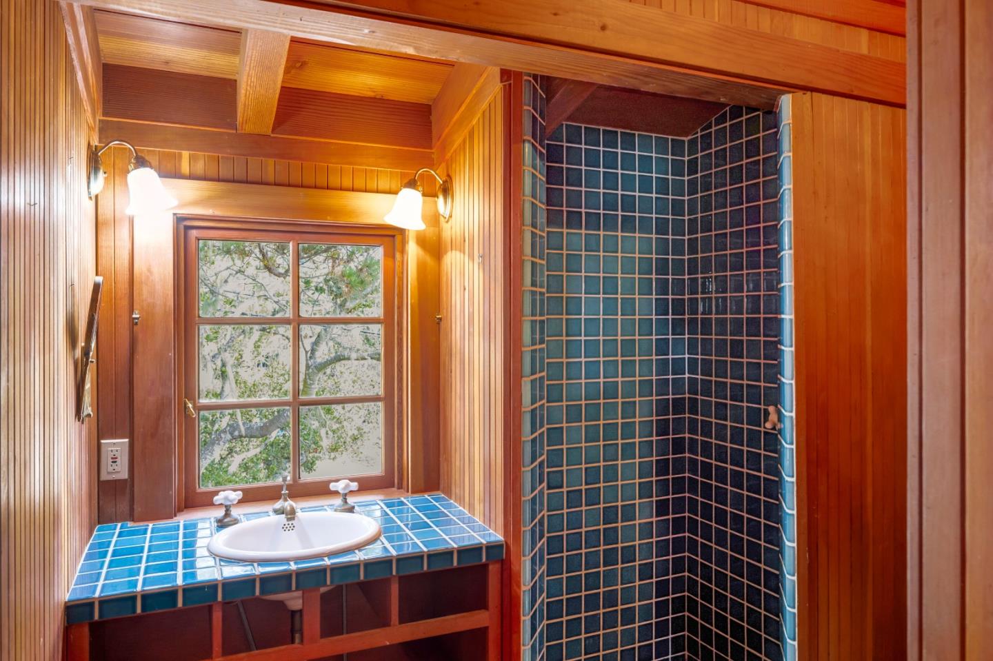 Detail Gallery Image 23 of 35 For 0 Forest 2 Nw of 8th, Carmel,  CA 93923 - 4 Beds | 3/1 Baths