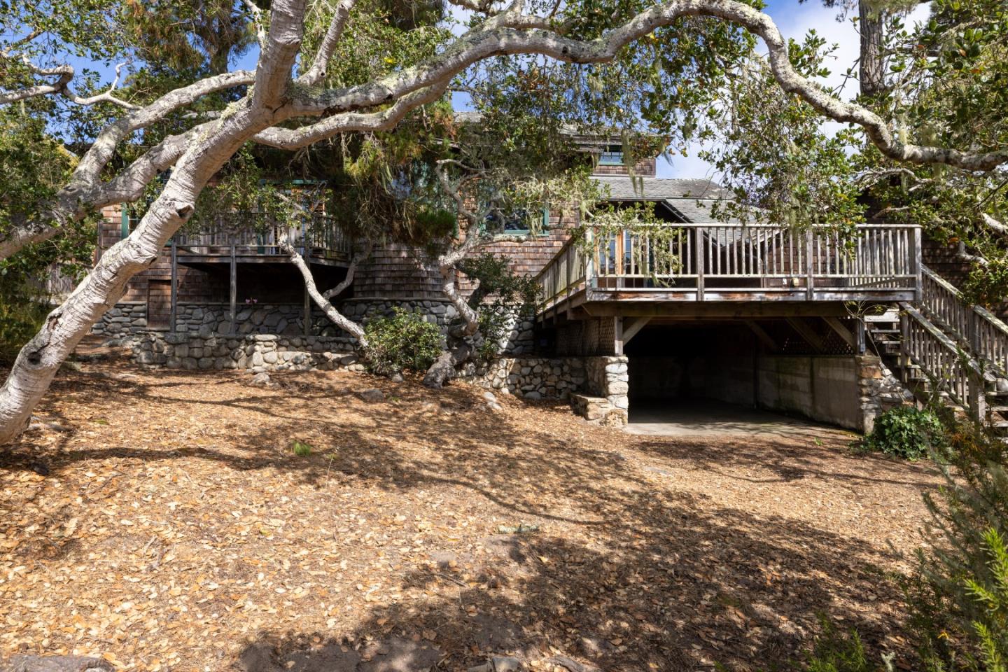 Detail Gallery Image 26 of 35 For 0 Forest 2 Nw of 8th, Carmel,  CA 93923 - 4 Beds | 3/1 Baths