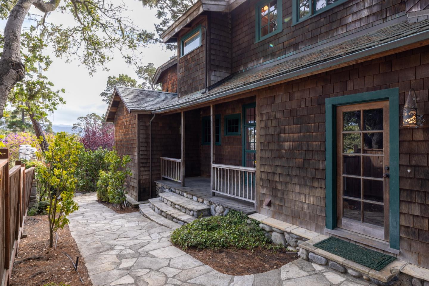 Detail Gallery Image 30 of 35 For 0 Forest 2 Nw of 8th, Carmel,  CA 93923 - 4 Beds | 3/1 Baths