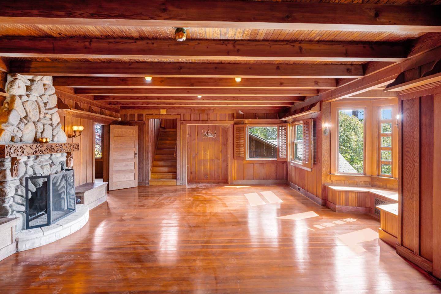 Detail Gallery Image 7 of 35 For 0 Forest 2 Nw of 8th, Carmel,  CA 93923 - 4 Beds | 3/1 Baths