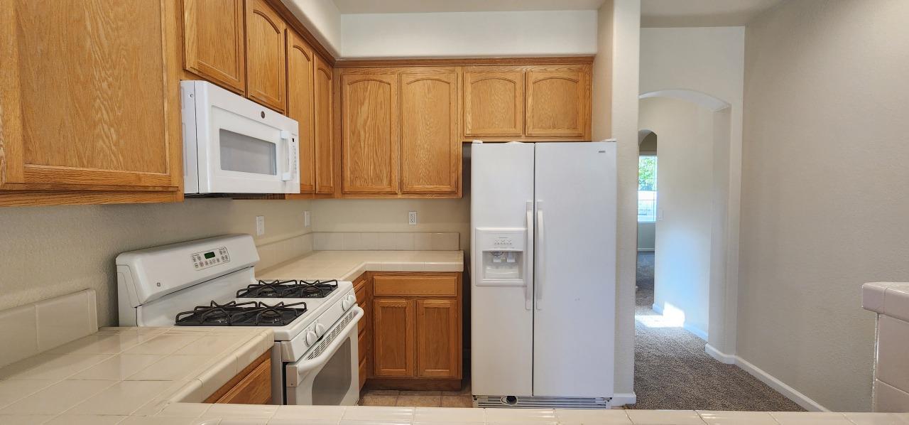 Detail Gallery Image 7 of 26 For 1243 Clark Colony Ave, Greenfield,  CA 93927 - 3 Beds | 2 Baths