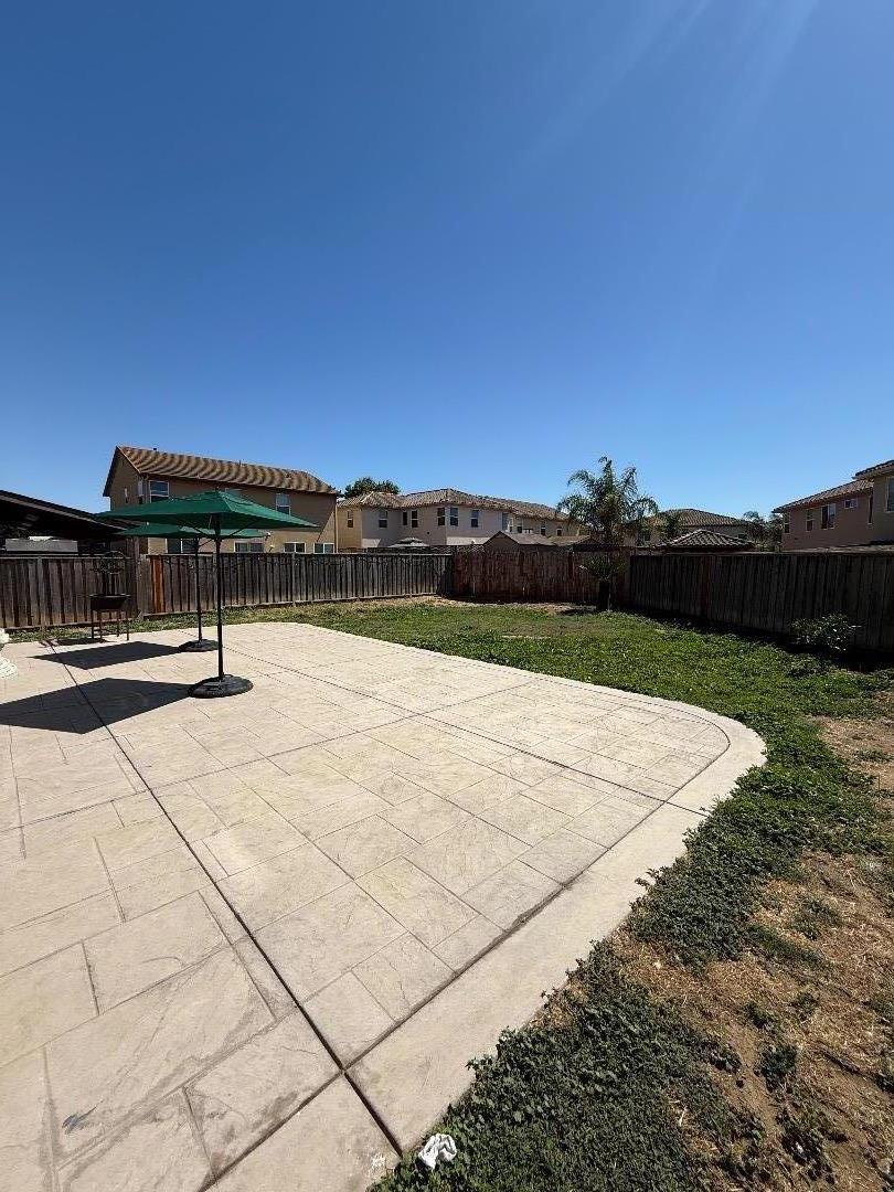 Detail Gallery Image 22 of 24 For 1058 Sardinia Dr, Salinas,  CA 93905 - 4 Beds | 2/1 Baths