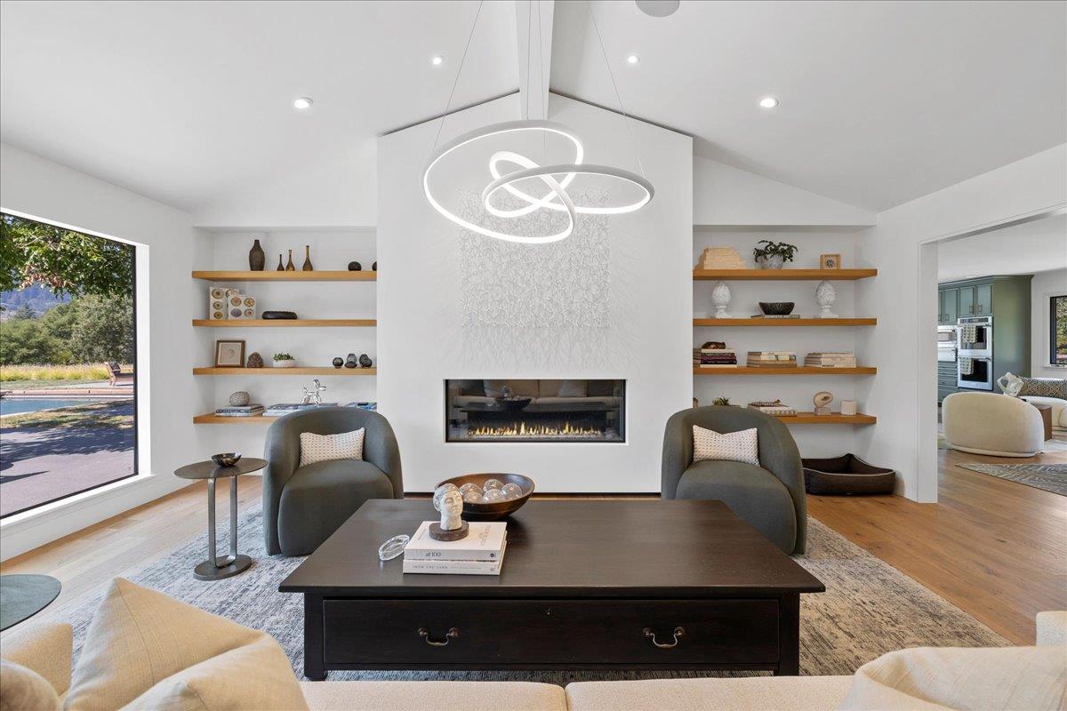 Detail Gallery Image 10 of 46 For 415 Cervantes Rd, Portola Valley,  CA 94028 - 4 Beds | 3/1 Baths