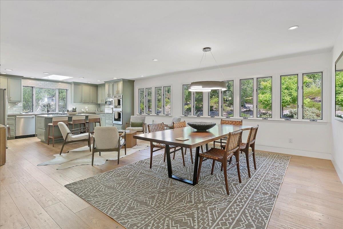 Detail Gallery Image 11 of 46 For 415 Cervantes Rd, Portola Valley,  CA 94028 - 4 Beds | 3/1 Baths