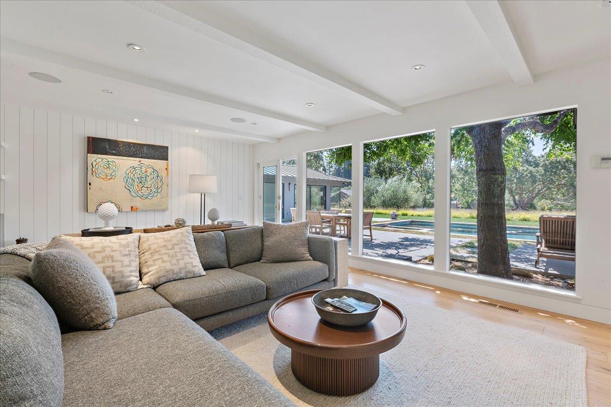 Detail Gallery Image 16 of 46 For 415 Cervantes Rd, Portola Valley,  CA 94028 - 4 Beds | 3/1 Baths