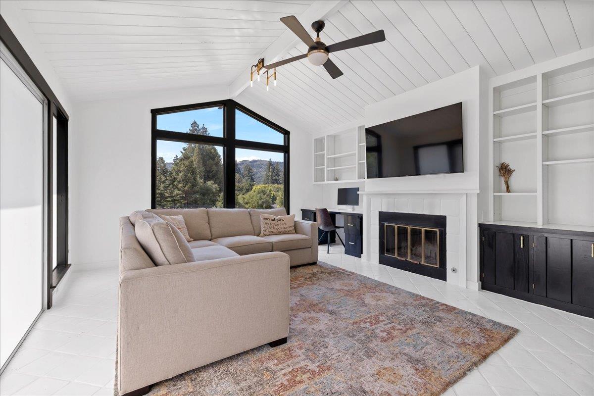 Detail Gallery Image 27 of 46 For 415 Cervantes Rd, Portola Valley,  CA 94028 - 4 Beds | 3/1 Baths