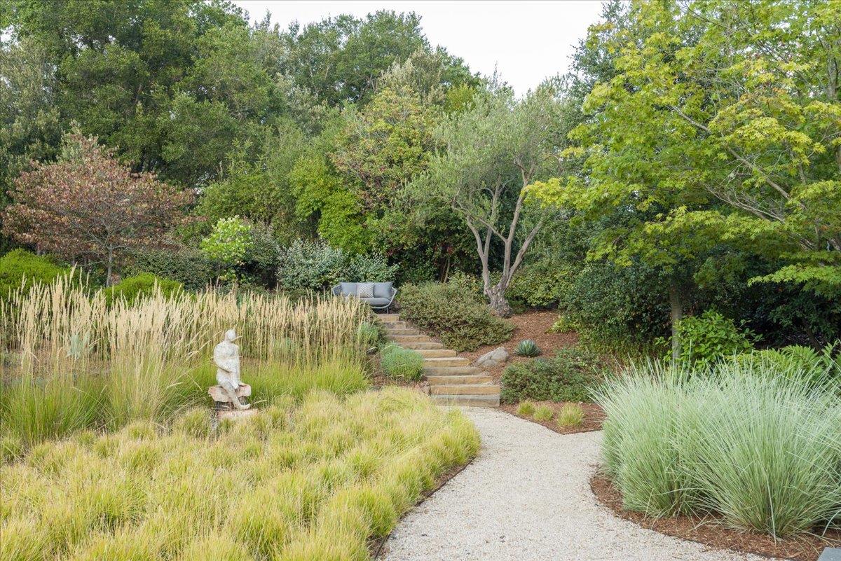 Detail Gallery Image 32 of 46 For 415 Cervantes Rd, Portola Valley,  CA 94028 - 4 Beds | 3/1 Baths