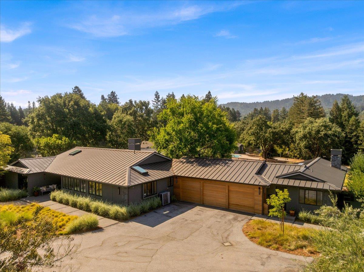Detail Gallery Image 39 of 46 For 415 Cervantes Rd, Portola Valley,  CA 94028 - 4 Beds | 3/1 Baths